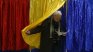 Виктор Понта печели първия тур на президентските избори в Румъния