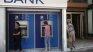 Рекорд: Гърци изтеглиха от банките 600 милиона евро