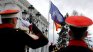 Знамето на НАТО се развя пред македонското правителство 