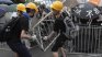 Сблъсъци с полицията: Протестите в Хонконг не стихват