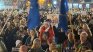 Площадите в цялата страна се изпълниха с протестиращи