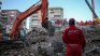 Спасен - 70-годишният Ахмед, който прекара 34 часа под руините в Измир 