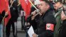 Неонацист, мразещ ЛГБТ хората, вече е в женски затвор, след като си смени пола