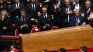 250 000 души изпратиха папа Франциск в последния му земен път