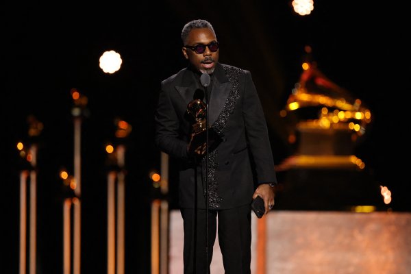 Снимки: Reuters