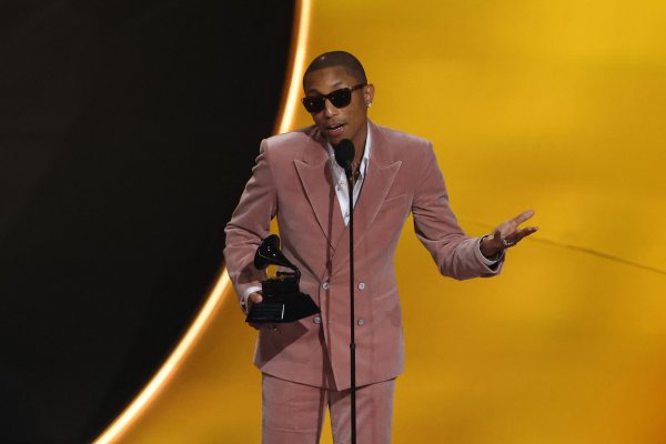 Снимки: Reuters