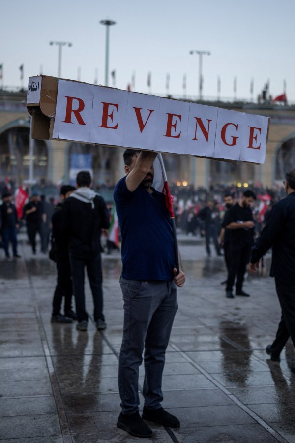 Снимки: Reuters