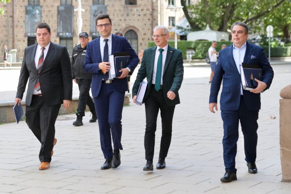 Димитър Кьосемарлиев, Dnes.bg