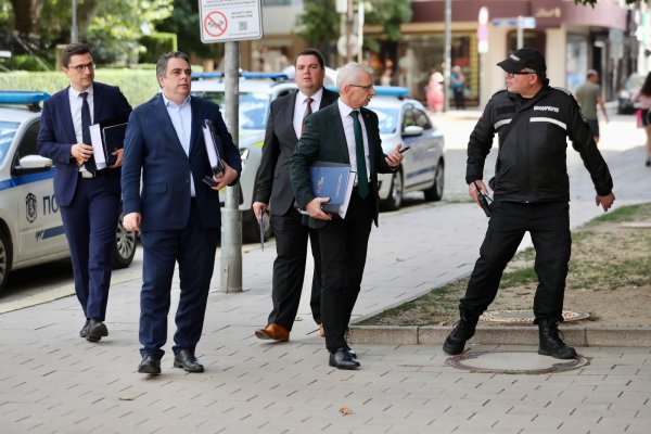 Димитър Кьосемарлиев, Dnes.bg