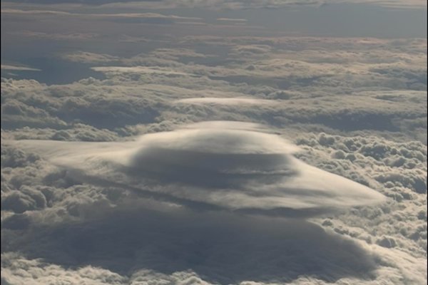 Boriana Dumas, Facebook