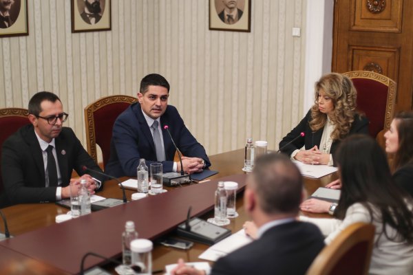 Димитър Кьосемарлиев, Dnes.bg