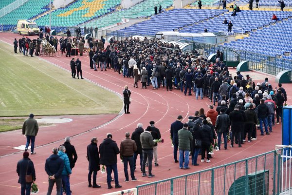 Димитър Кьосемарлиев, Dnes.bg