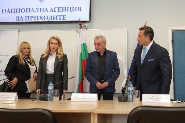 Снимки: Димитър Кьосемарлиев