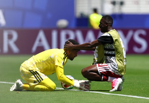 Снимки: Reuters