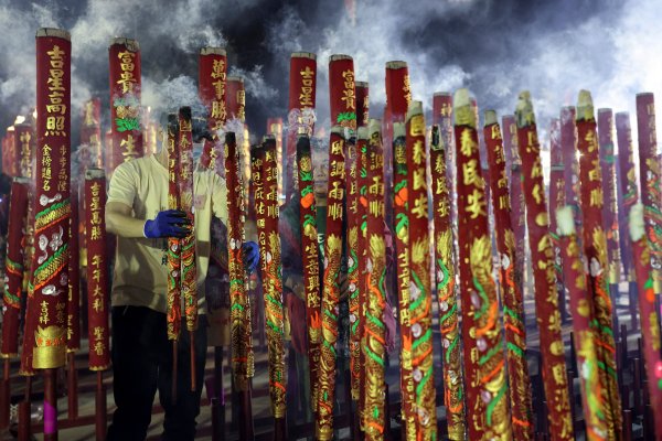 Снимки: Reuters