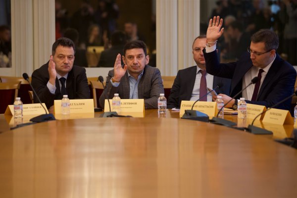 Димитър Кьосемарлиев, Dnes.bg