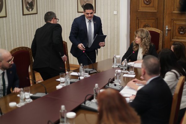 Димитър Кьосемарлиев, Dnes.bg