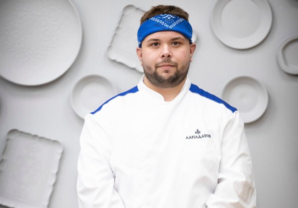 Лападатов се определя като пружина в кухнята, можеща да работи на няколко станции едновременно.​ Снимка: Нова тв