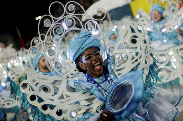 Снимки: Reuters