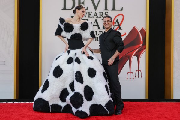 Снимки: Reuters