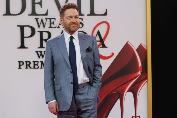 Снимки: Reuters