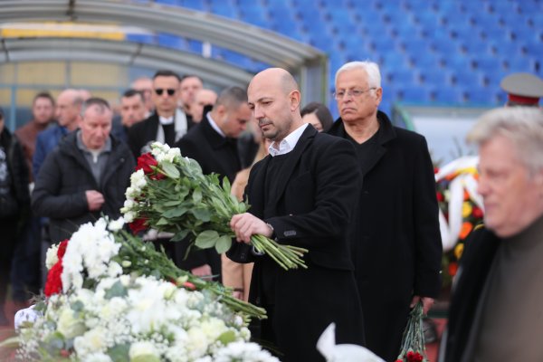 Димитър Кьосемарлиев, Dnes.bg