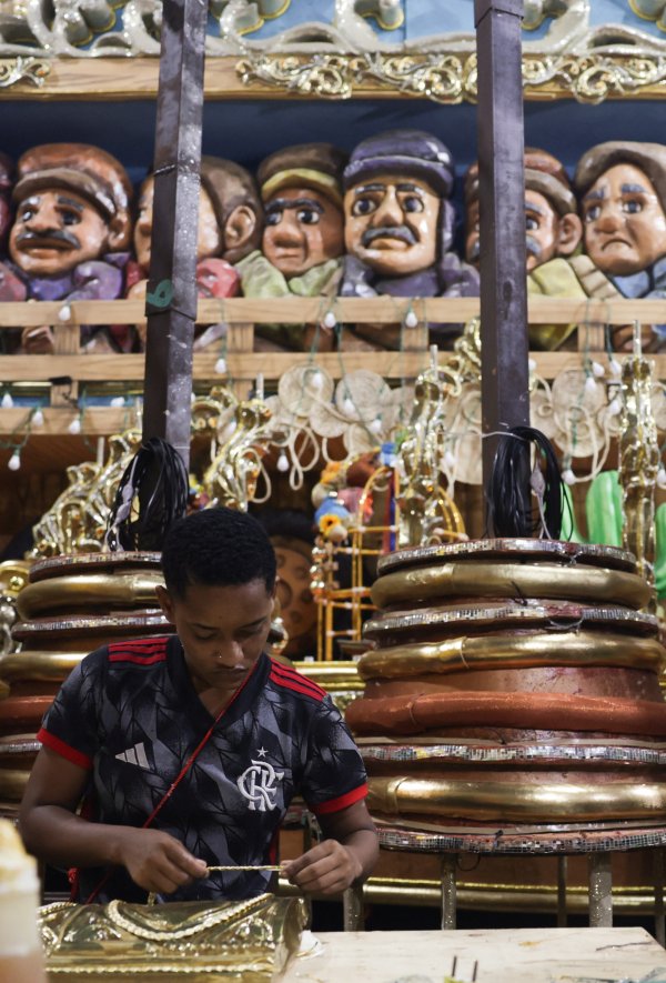 Снимки: Reuters