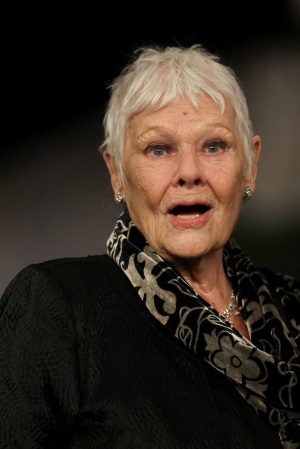 Снимки: Reuters