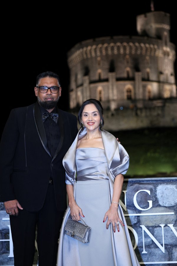 Снимки: Reuters