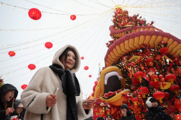 Снимки: Reuters