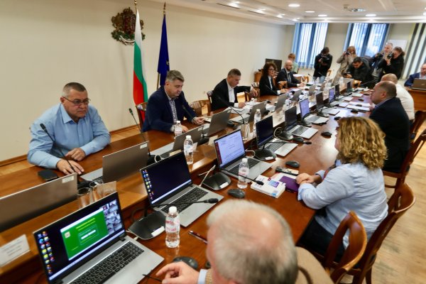 Димитър Кьосемарлиев, Dnes.bg