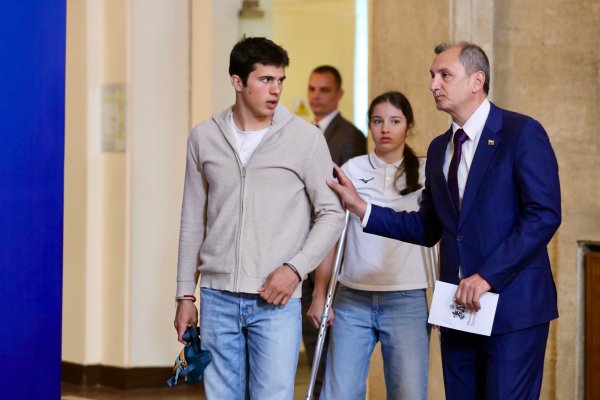 Димитър Кьосемарлиев, Dnes.bg