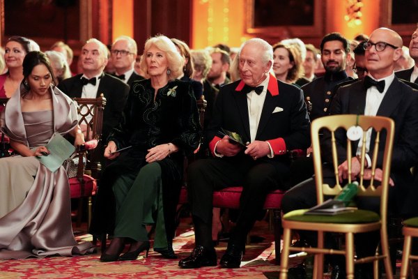 Снимки: Reuters