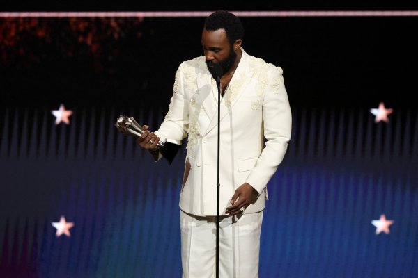 Снимки: Reuters