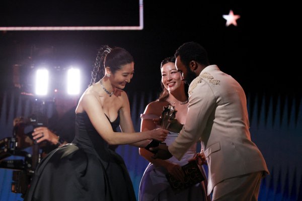 Снимки: Reuters