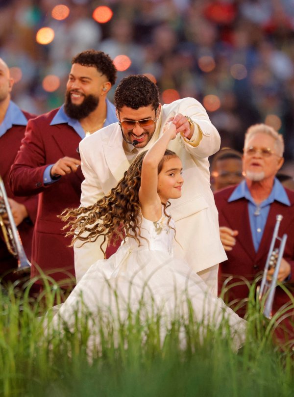 Снимки: Reuters