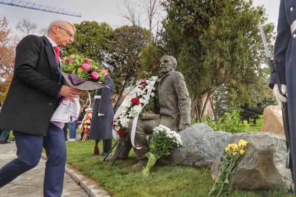 Димитър Кьосемарлиев, Dnes.bg