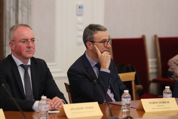 Димитър Кьосемарлиев, Dnes.bg