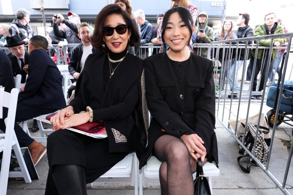 Снимки: Reuters