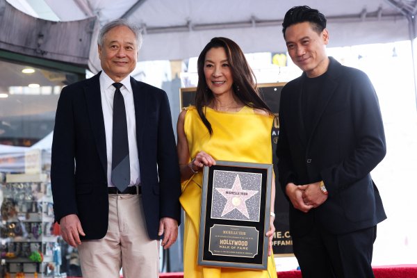 Снимки: Reuters