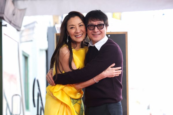 Снимки: Reuters