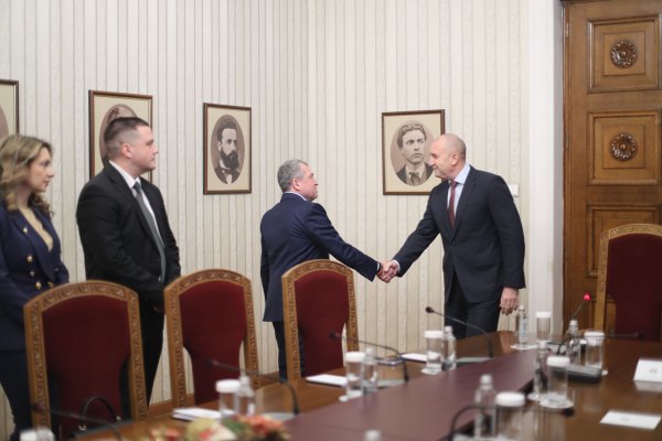 Димитър Кьосемарлиев, Dnes.bg