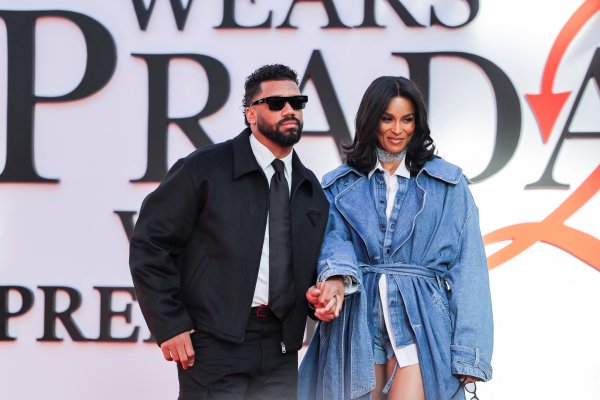 Снимки: Reuters