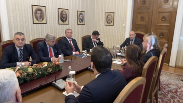 Димитър Кьосемарлиев, Dnes.bg