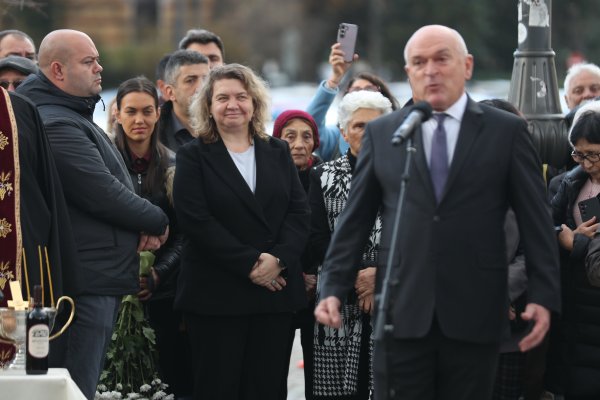 Димитър Кьосемарлиев, Dnes.bg