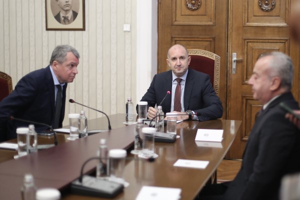 Димитър Кьосемарлиев, Dnes.bg