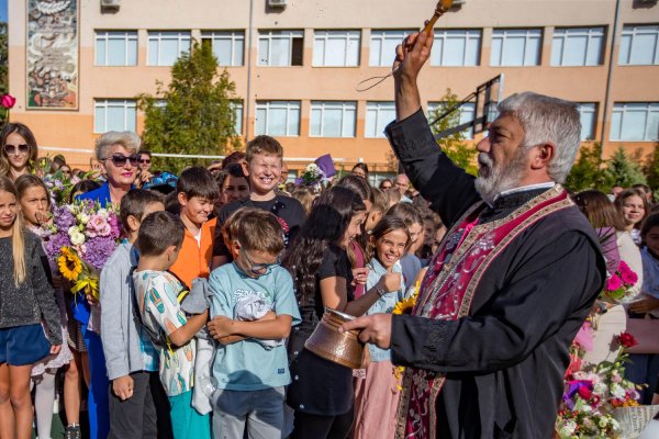 Снимки: Димитър Кьосемарлиев