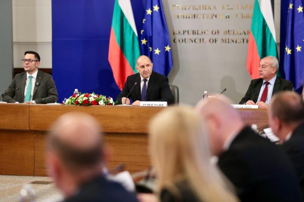 Снимки: Димитър Кьосемарлиев, Dnes.bg