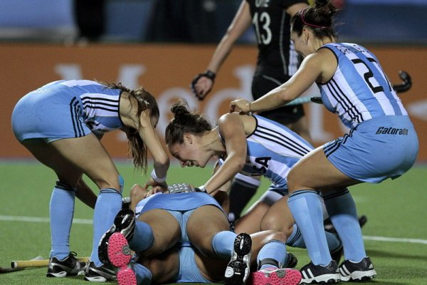 В крайна сметка аржентинките победиха и ще играят на финала на първенството. Снимка: БГНЕС