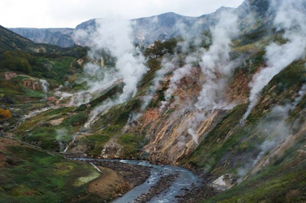 Снимка: valleyofgeysers.com